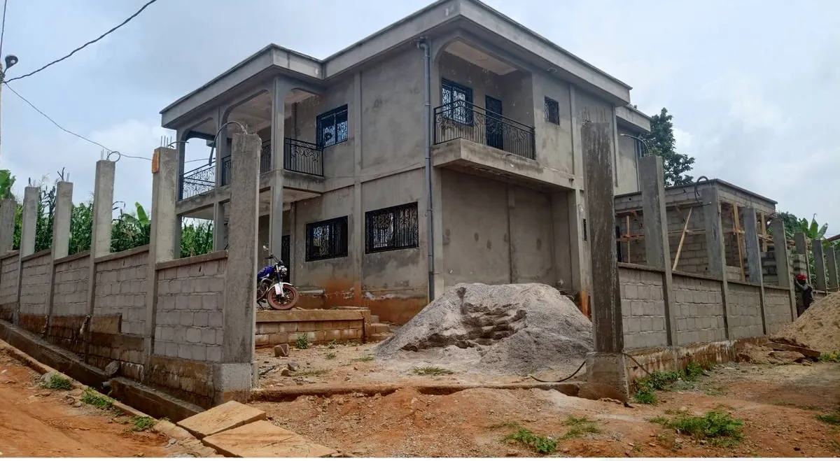 Luxury 5-Bedroom Duplex Nkolbisson Yaoundé